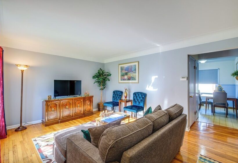 Charming Home 4 Mi To Euclid Creek Reservation