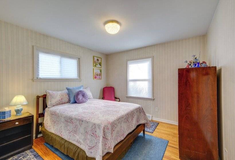 Charming Home 4 Mi To Euclid Creek Reservation