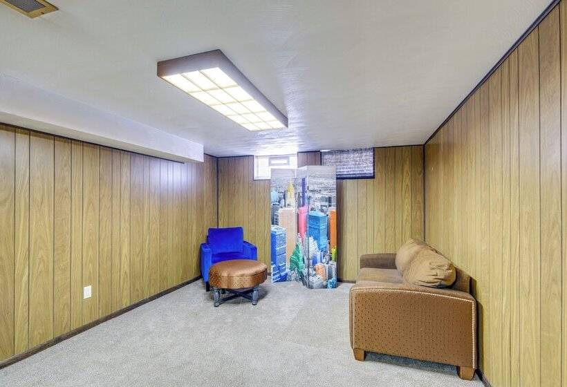 Charming Home 4 Mi To Euclid Creek Reservation