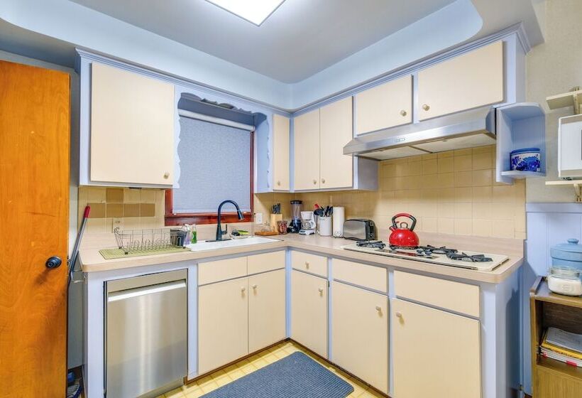 Charming Home 4 Mi To Euclid Creek Reservation