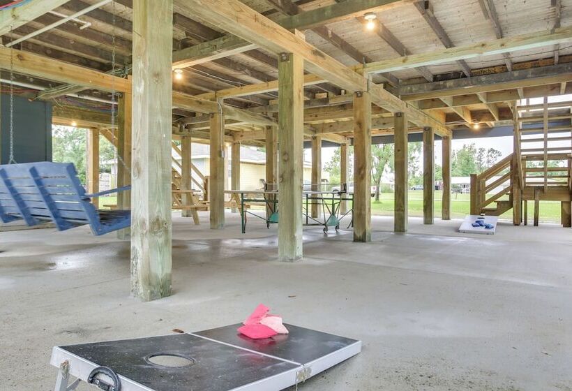 Dularge Copper Landing    Steps To Falgout Marina