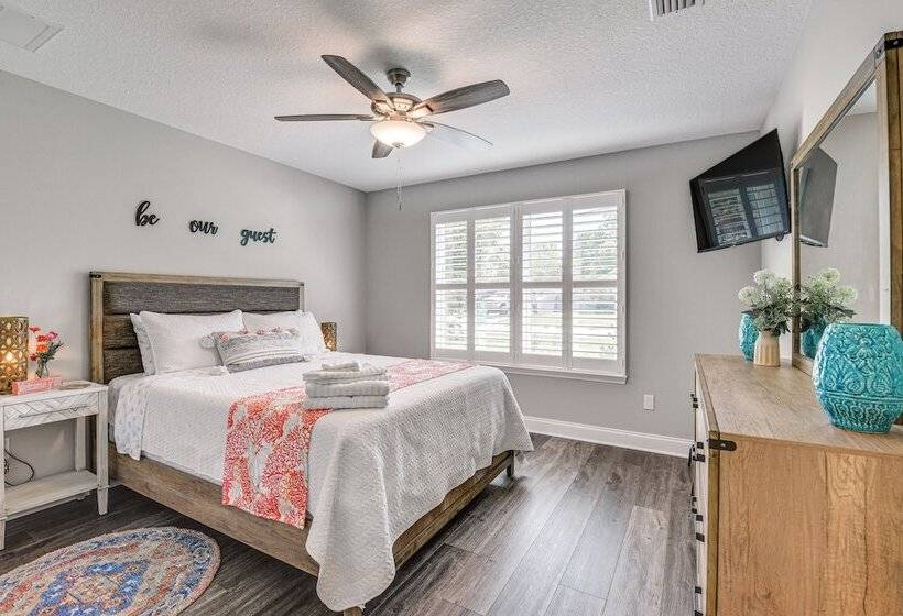 Fort Walton Beach House: Lanai W/ Saltwater Pool!