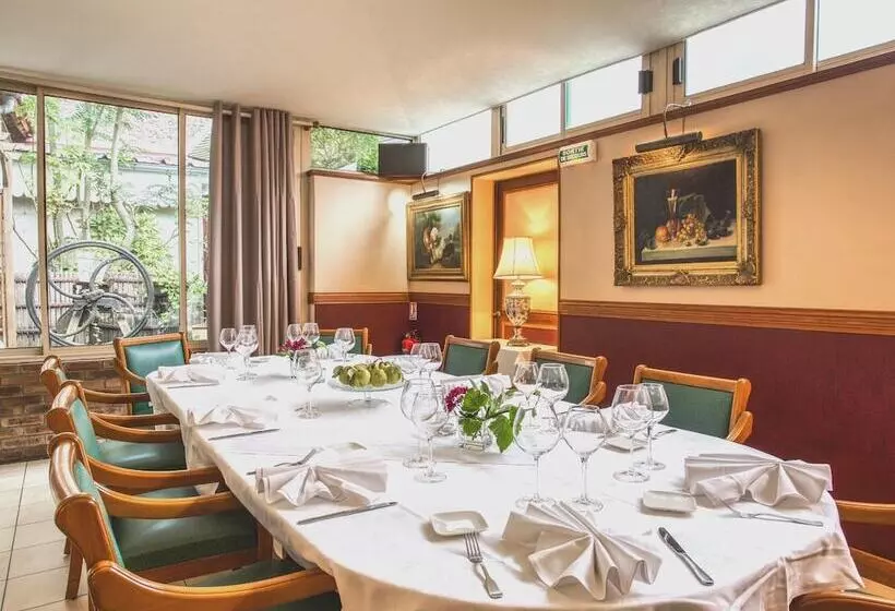 ホテル Auberge De La Vallée Verte