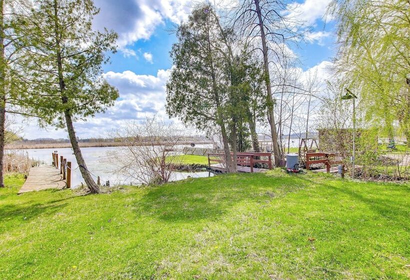 Lakefront Campbellsport Retreat W/ Dock & Yard!