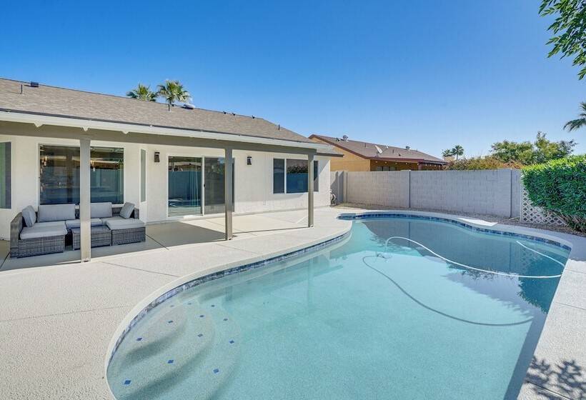 Home Near Spring Training & State Farm Stadium!