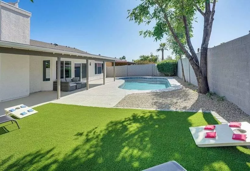 Home Near Spring Training & State Farm Stadium!