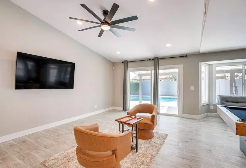 Home Near Spring Training & State Farm Stadium!