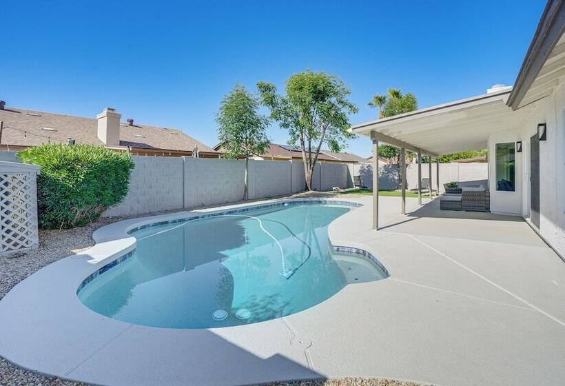 Home Near Spring Training & State Farm Stadium!