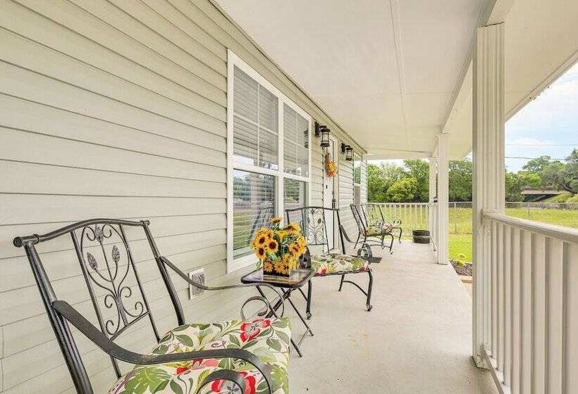 Pensacola Home On 1 Acre W/ Large Yard & Grill!