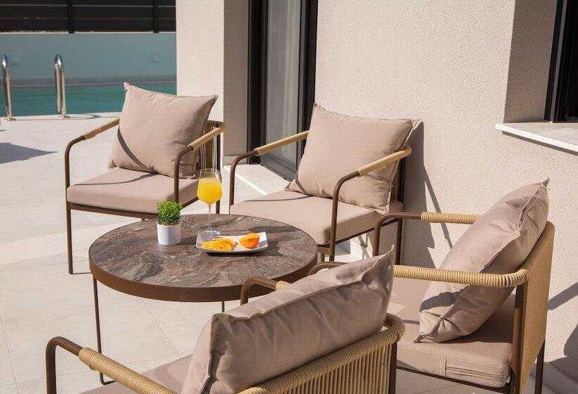 Pomaria Boutique Residences