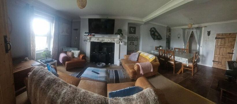 إقامة 3br Sleeps6 Petsok Off Road Parking Garden