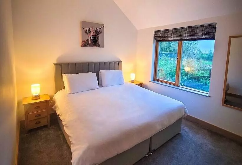 Lomakeskus Hay S Wood Retreat