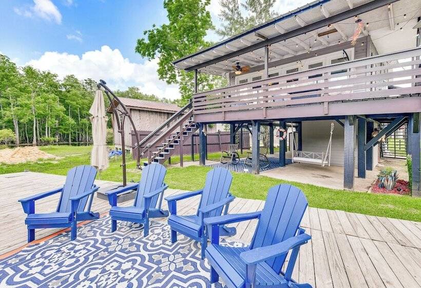 Riverfront Springfield Home W/ Scenic Deck & Dock!