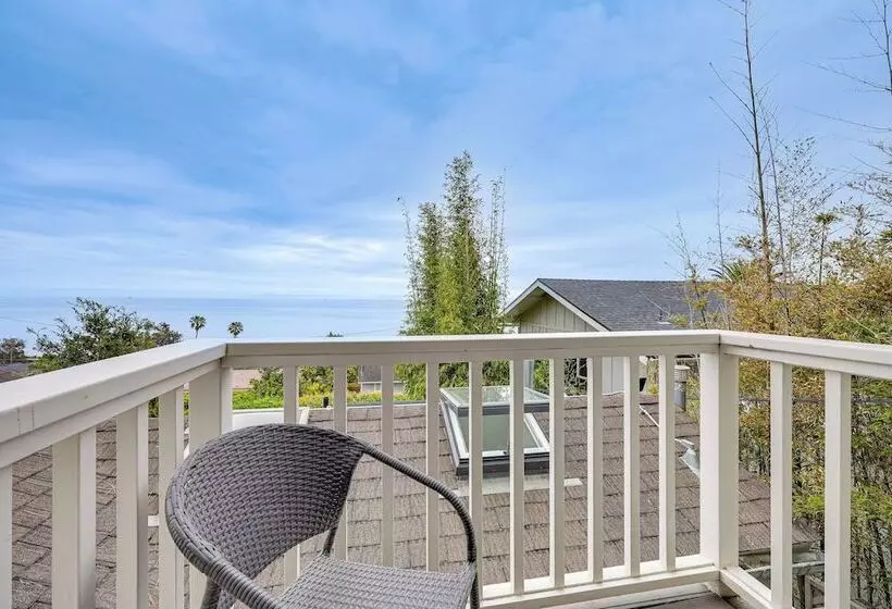 Summerland Home W/ Beach Supplies: Walk To Beach!