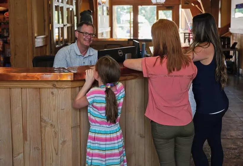 The Cottages At Old Greenwood