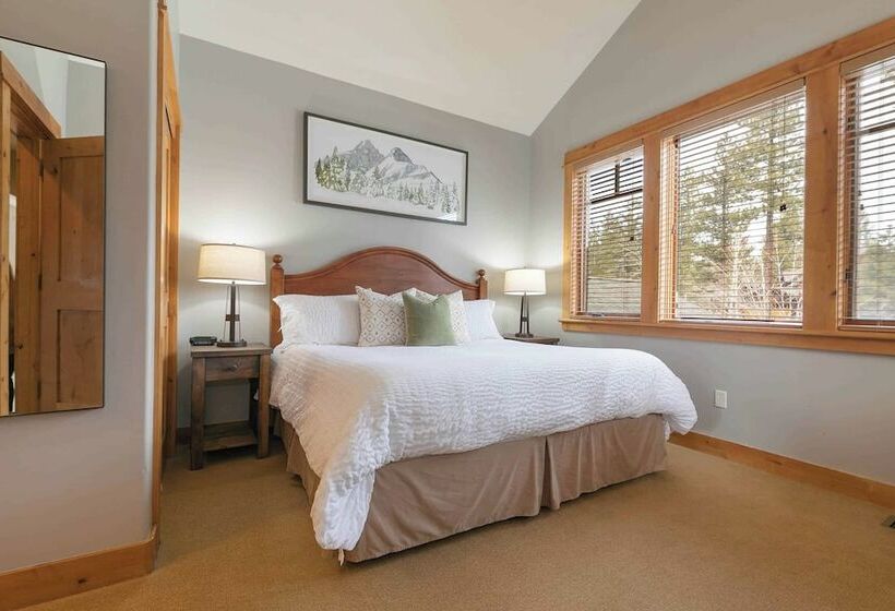 The Cottages At Old Greenwood