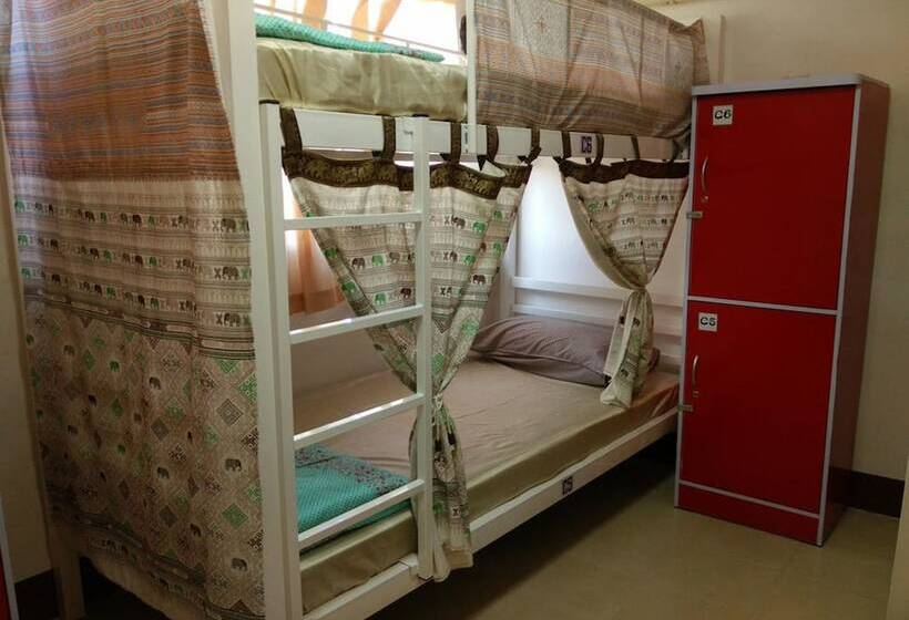 At Lanna House   Adults Only   Hostel