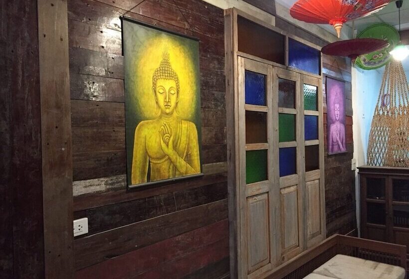 At Lanna House   Adults Only   Hostel