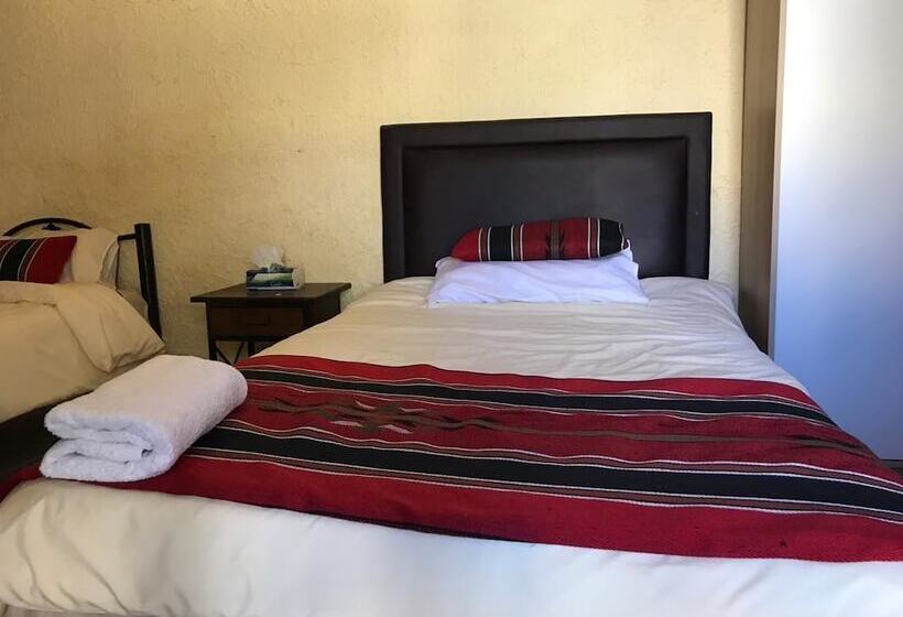 هتل Cela Rural Logde