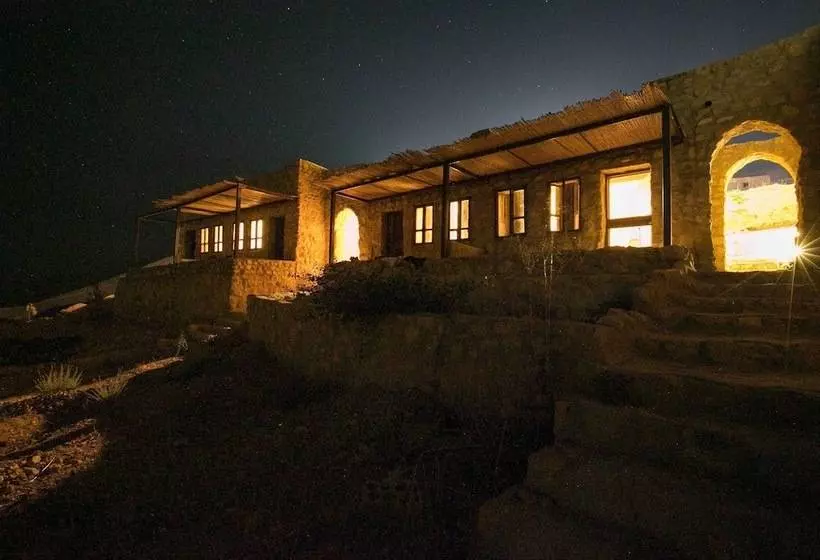 هتل Cela Rural Logde