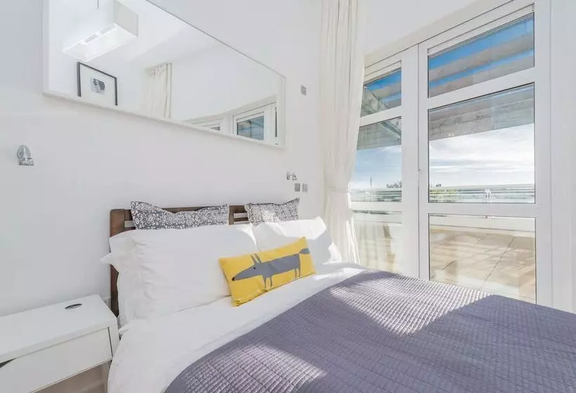 ホテル Exclusive Excel London Apartment