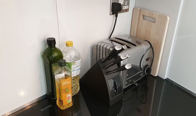 هتل Exclusive Excel London Apartment