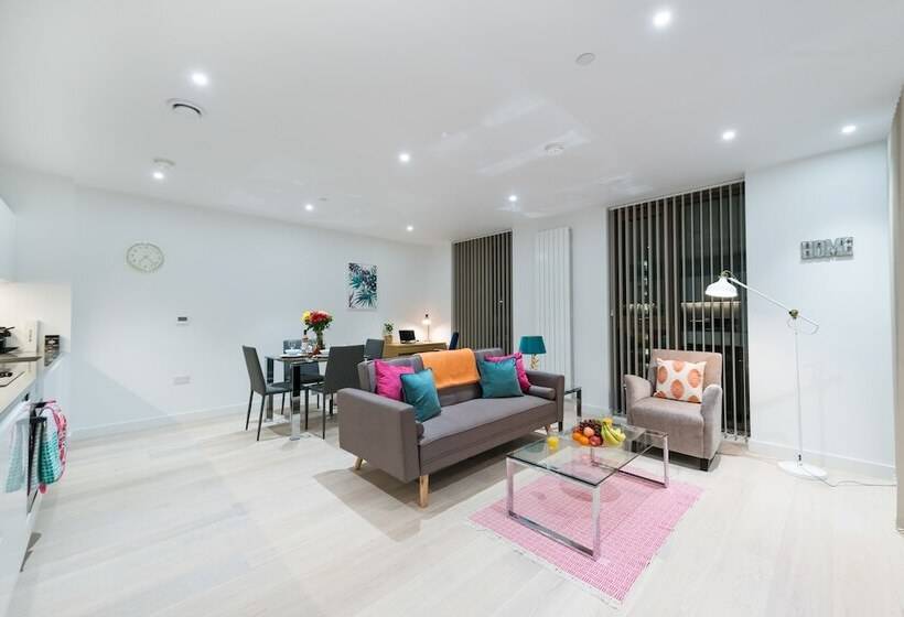 هتل Exclusive Excel London Apartment