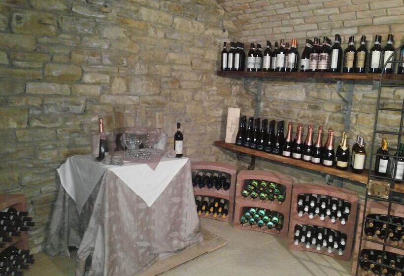 호텔 Il Castello Di Bubbio