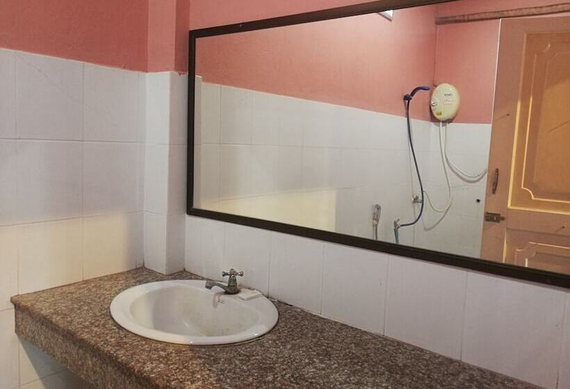 Отель Rim Khuan Resort