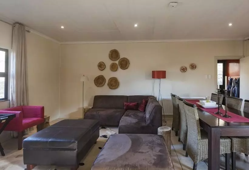 Hotelli Tiffindell Ski Resort