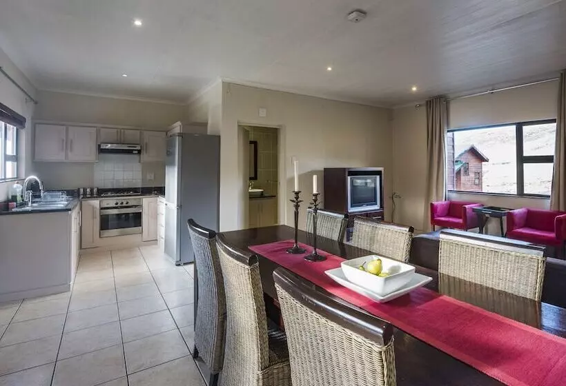 Hotelli Tiffindell Ski Resort