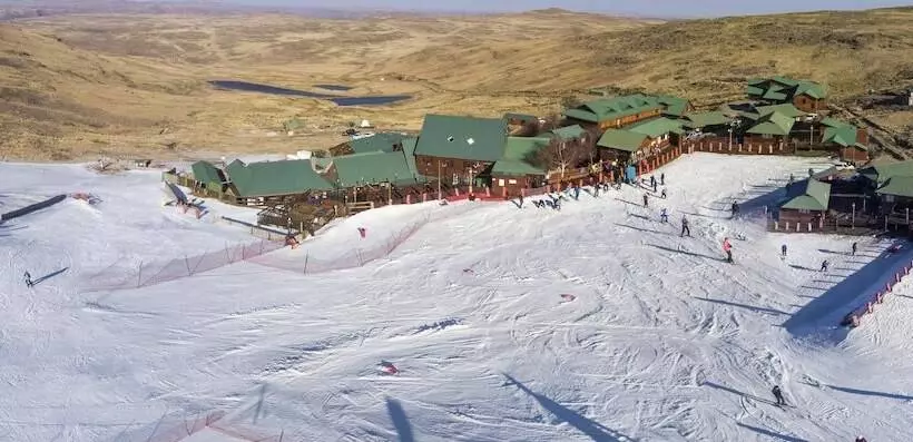 Hotelli Tiffindell Ski Resort