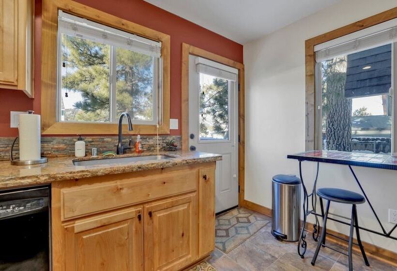 Knotty Pines Log Cabin #2414