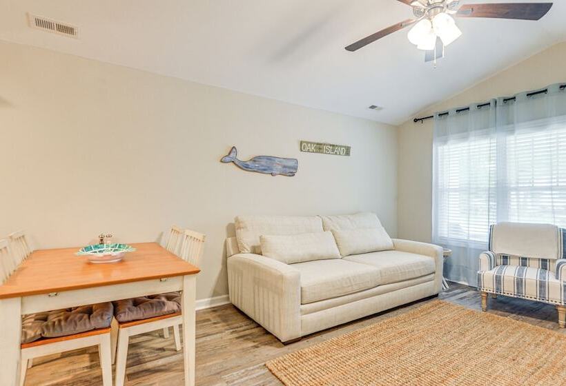 Oak Island Beach House ~ 1/2 Mi To Shore!