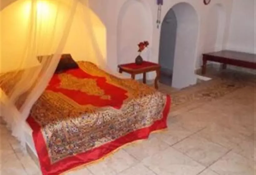 پانسیون Casa De Arcos Guest House