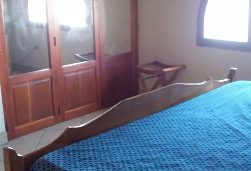 پانسیون Casa De Arcos Guest House