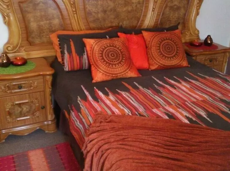 ペンション Kettle Guest Lodge Rustenburg