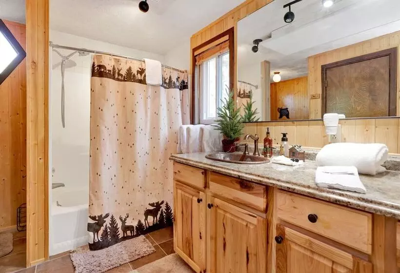 Relax Away Chalet #2318