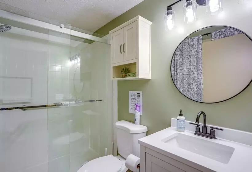 Serene Roseland Retreat Near Wintergreen Resort!