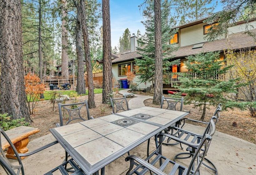 The Spa At Winterset #2282