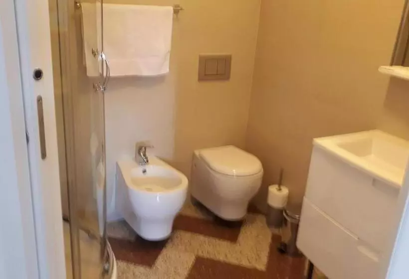 ベッドアンドブレックファースト Dante Alighieri Guest House