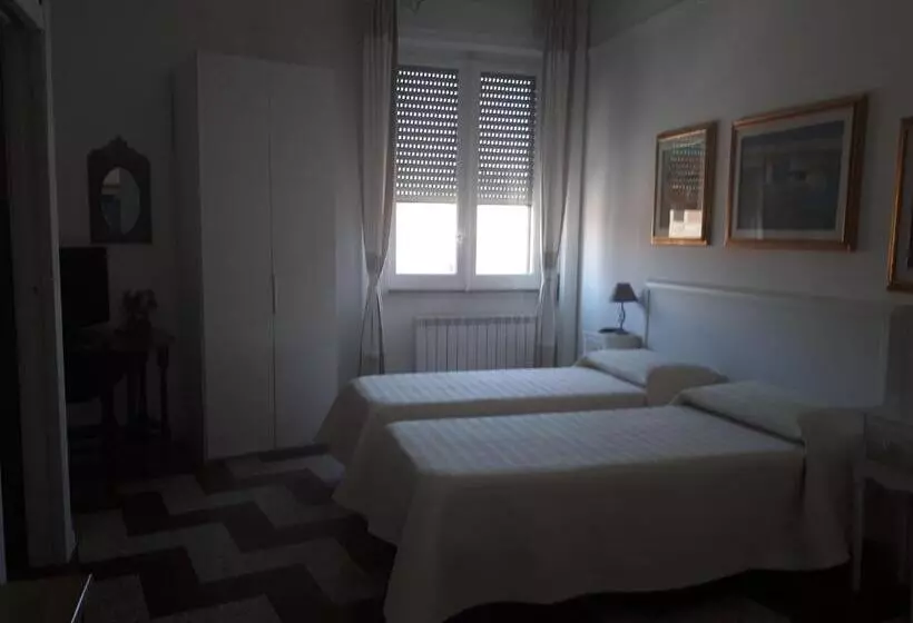 ベッドアンドブレックファースト Dante Alighieri Guest House