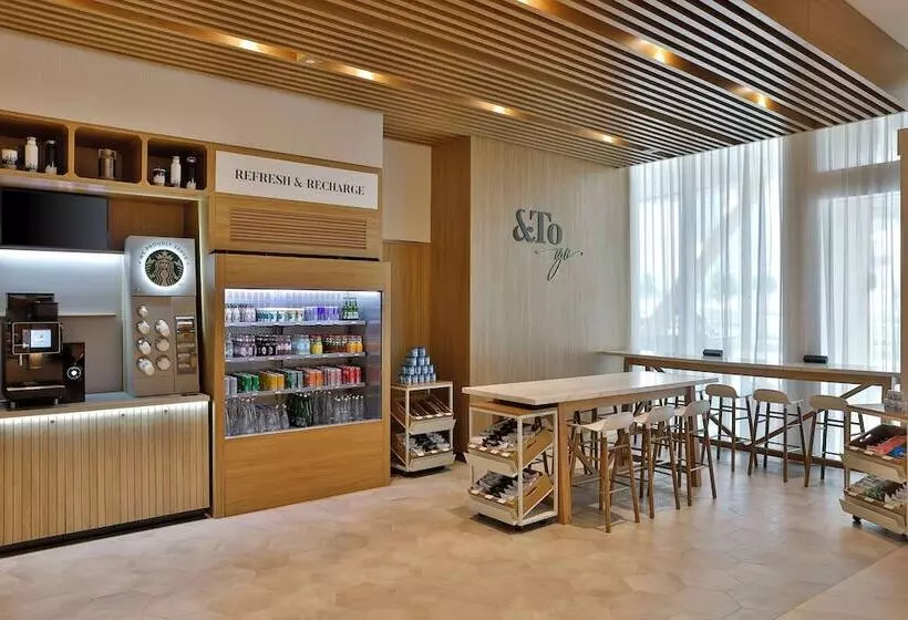 هتل Hilton Garden Inn Dubai Business Bay