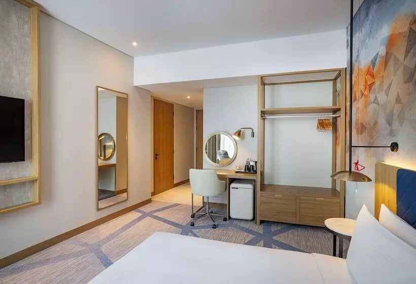 هتل Hilton Garden Inn Dubai Business Bay