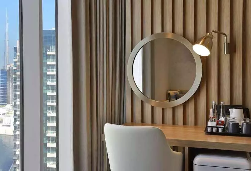 هتل Hilton Garden Inn Dubai Business Bay