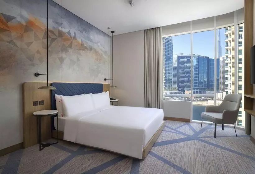 هتل Hilton Garden Inn Dubai Business Bay