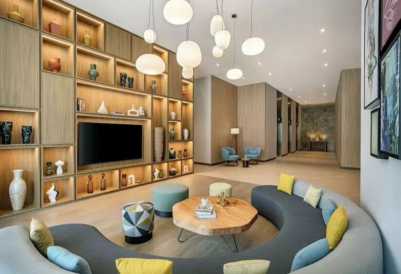 هتل Hilton Garden Inn Dubai Business Bay