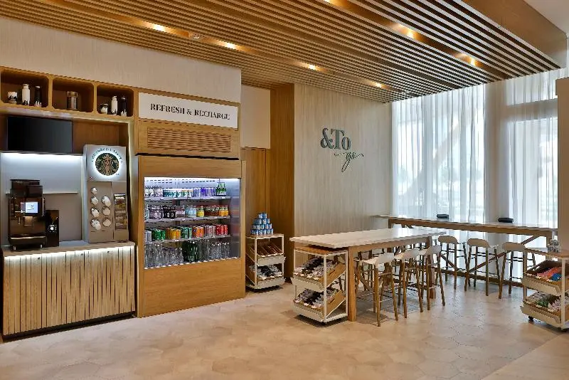 هتل Hilton Garden Inn Dubai Business Bay