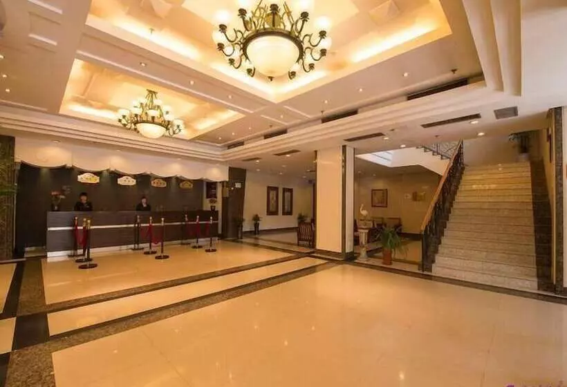 هتل Holiday Inn Express Qingdao Shibei, An Ihg