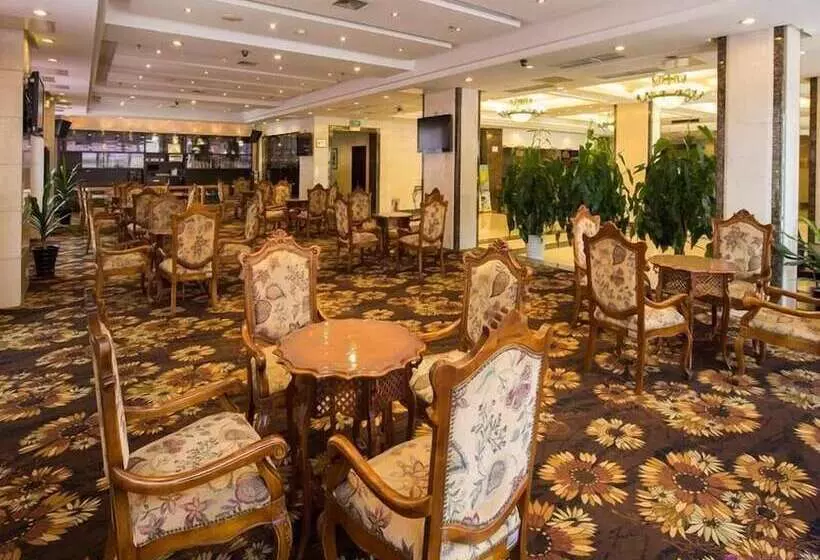 هتل Holiday Inn Express Qingdao Shibei, An Ihg